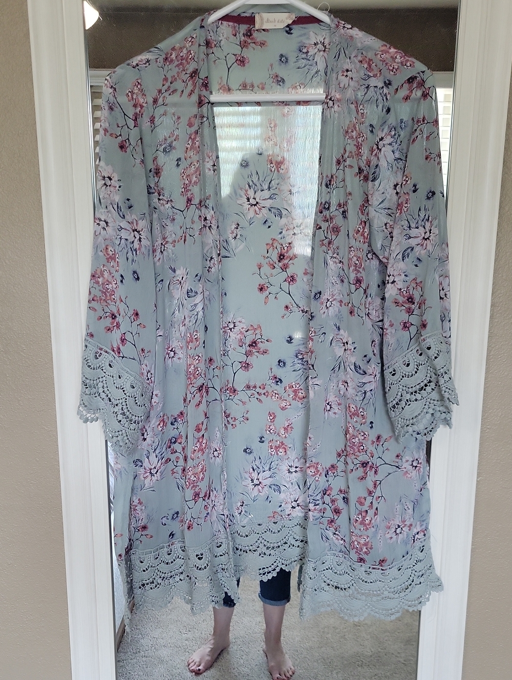 Altered State Kimono Size Medium Excellent Used Condition